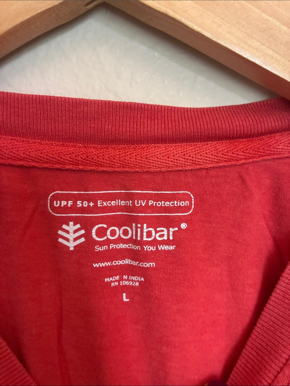 Coolibar Men's Red Short Sleeve Crew Neck T-Shirt - Picture 2 of 4